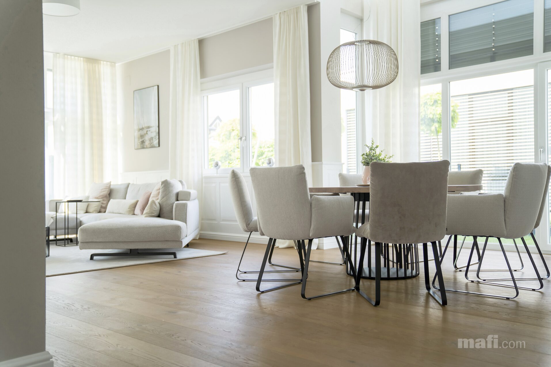 19172 EKVUBKW 00000018  Copyright Magdalena Chiara Leimgruber – LEIMGRUBER INNENRAUM mafi.com